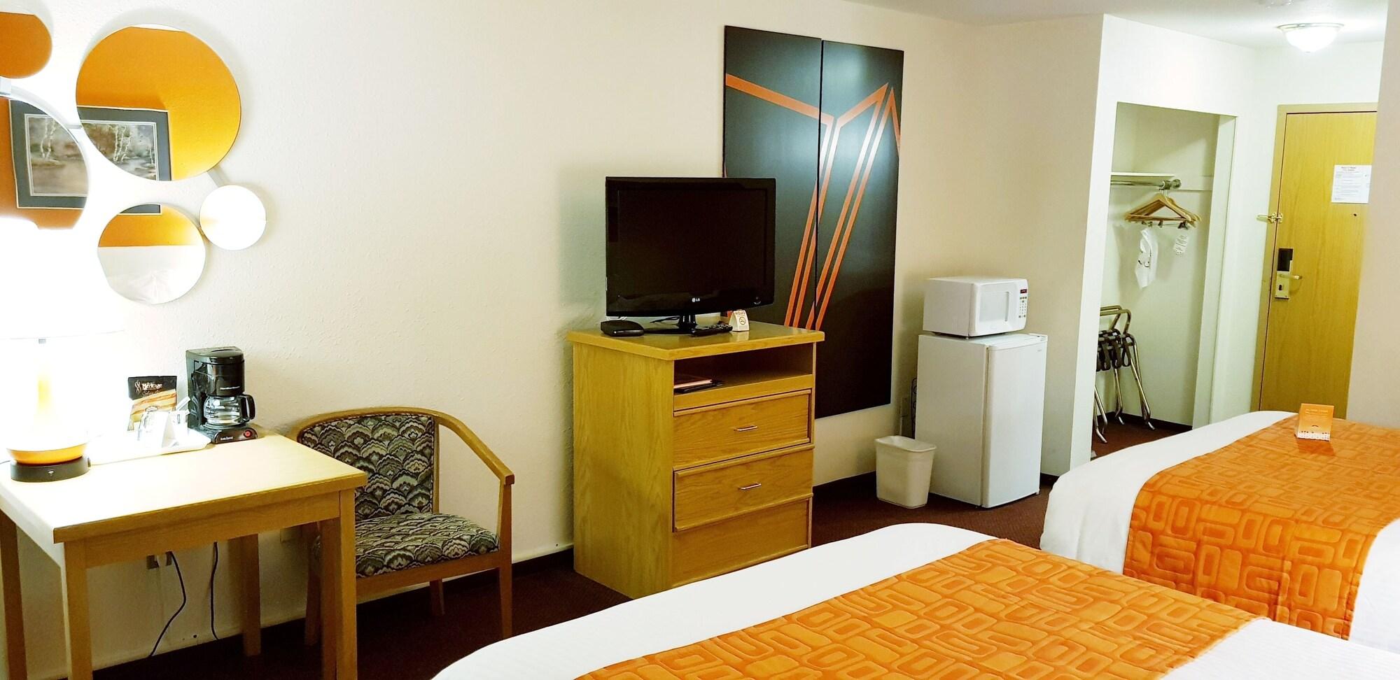 Howard Johnson By Wyndham Fort St. John מראה חיצוני תמונה