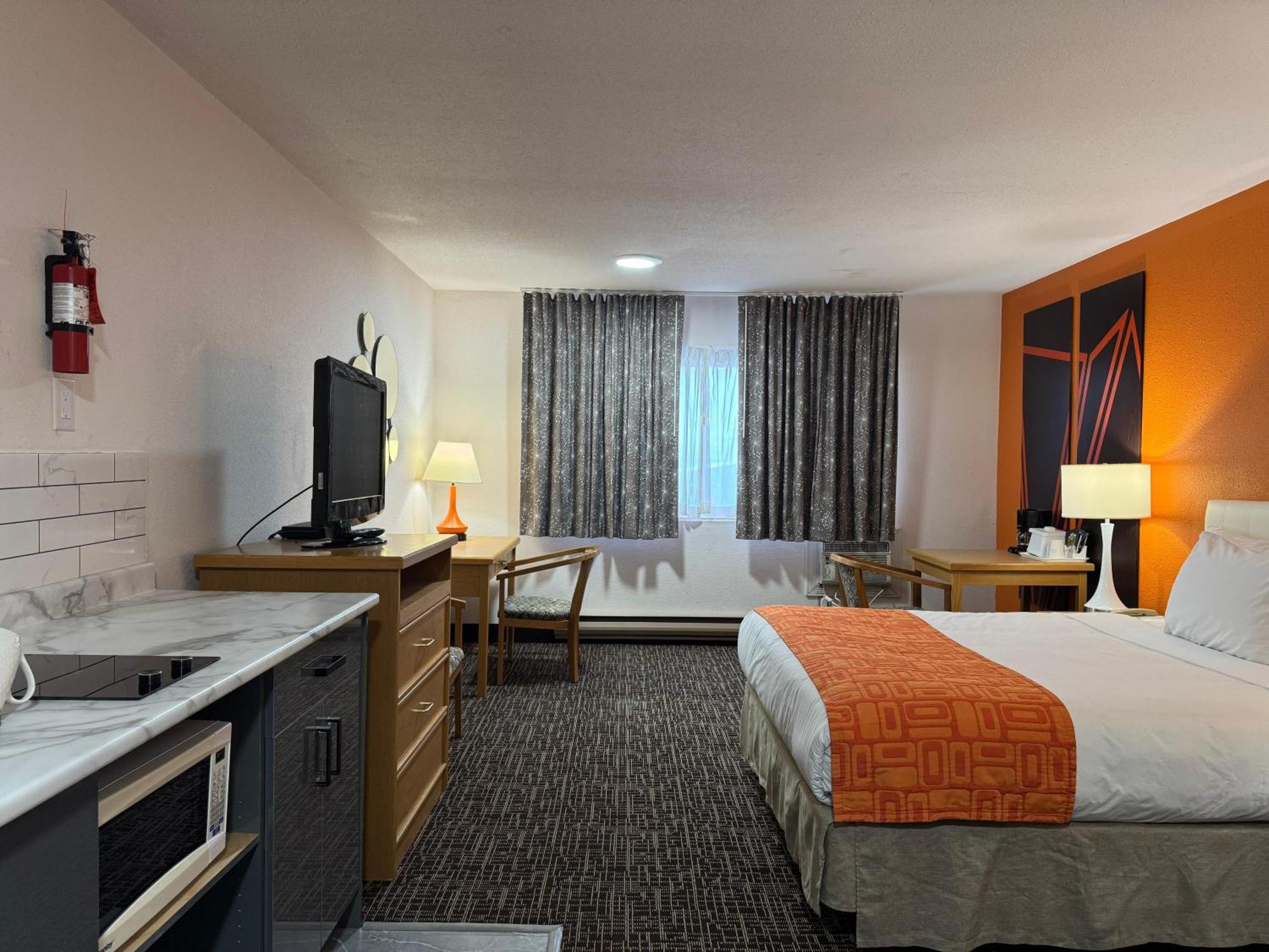Howard Johnson By Wyndham Fort St. John מראה חיצוני תמונה