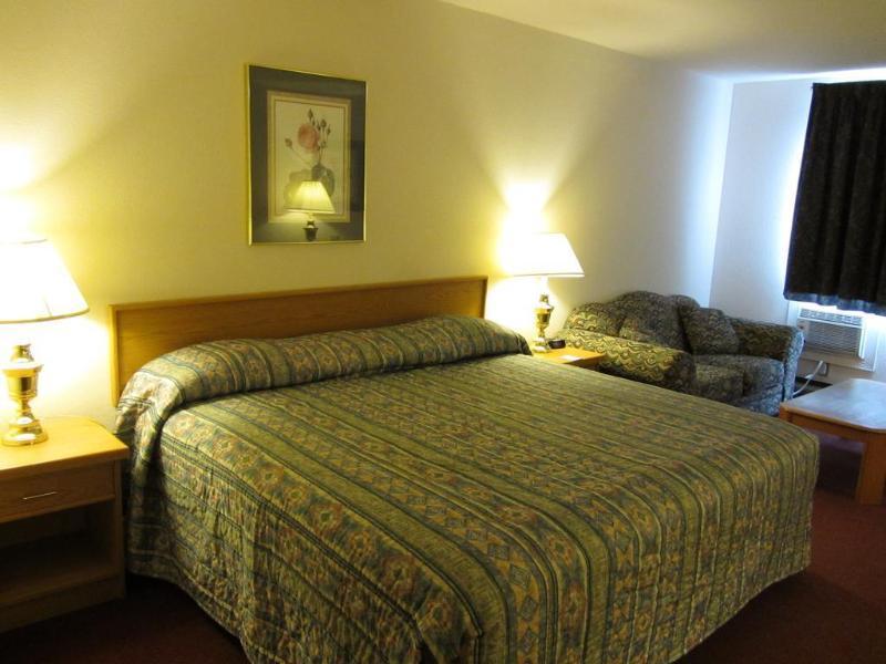 Howard Johnson By Wyndham Fort St. John מראה חיצוני תמונה
